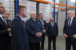 Лукашенко посоветовал беларусам не есть картошку слишком часто