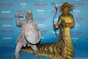 Как западные селебрити нарядились на Хэллоуин. И как в Беларуси шутят про самый «страшный наряд»