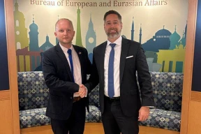 Дарадца Ціханоўскай сустрэўся з дзяржслужбоўцам ЗША, які спрыяе вызваленню палітвязняў у Беларусі